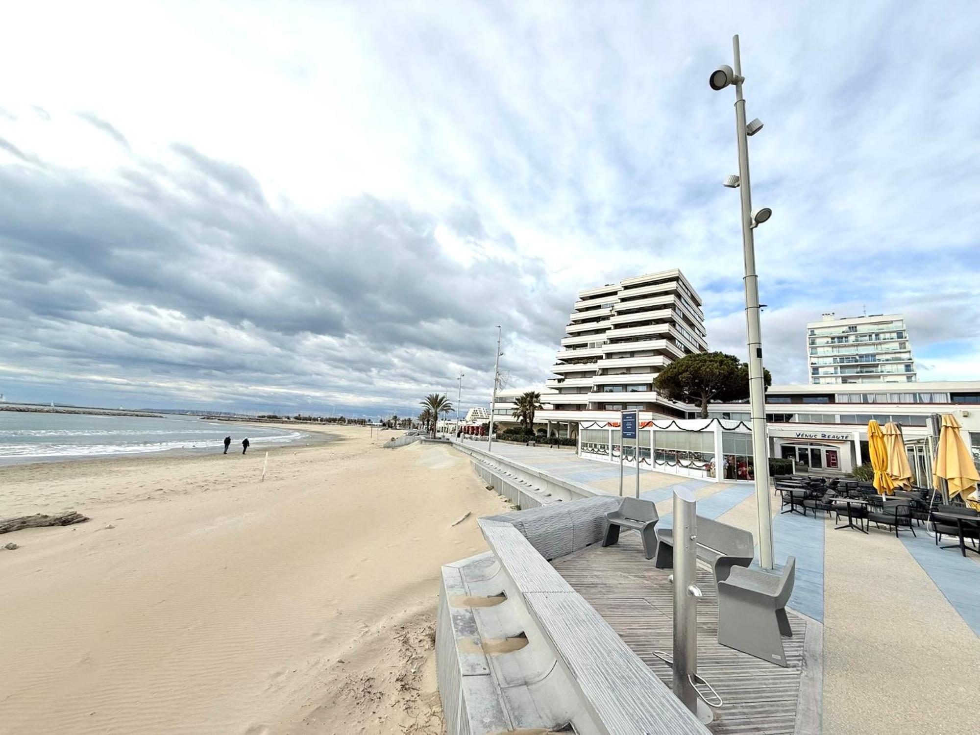 Appart Grande Motte Quartier Couchant - Parking - Balcon- Piscine - Plage 300M لا غراند موت المظهر الخارجي الصورة