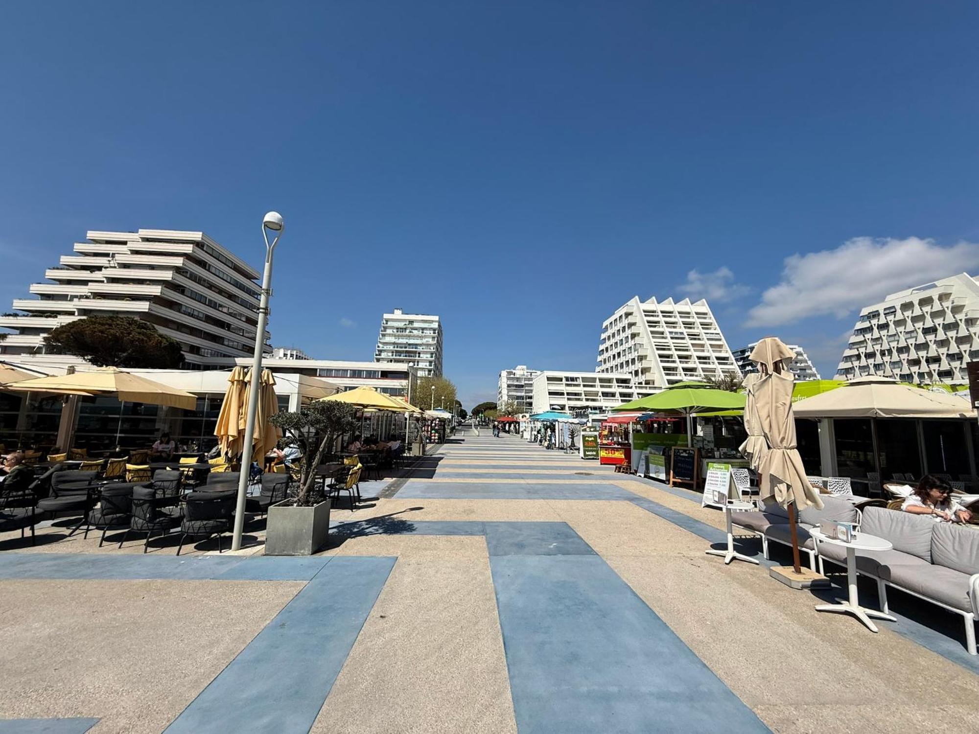 Appart Grande Motte Quartier Couchant - Parking - Balcon- Piscine - Plage 300M لا غراند موت المظهر الخارجي الصورة